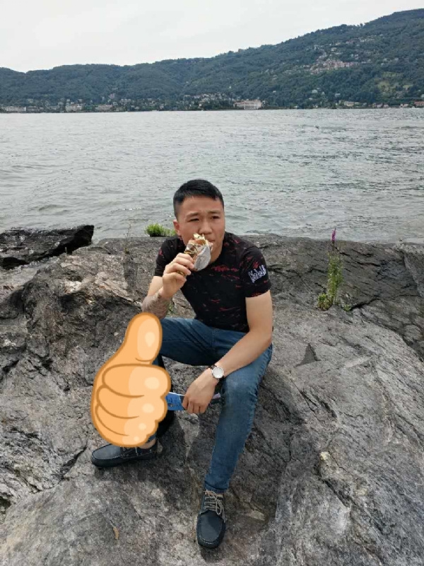 绚烂背后的平淡的第一张照片--福清征婚网