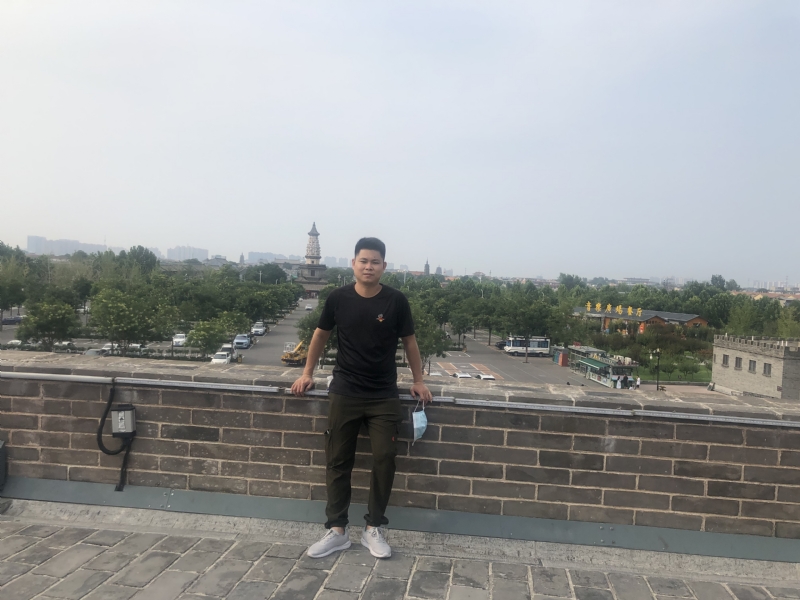 123.向左向右的第一张照片--福清征婚网